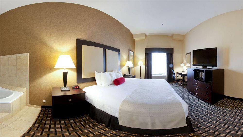 Holiday Inn Arlington Northeast By Ihg Exteriér fotografie