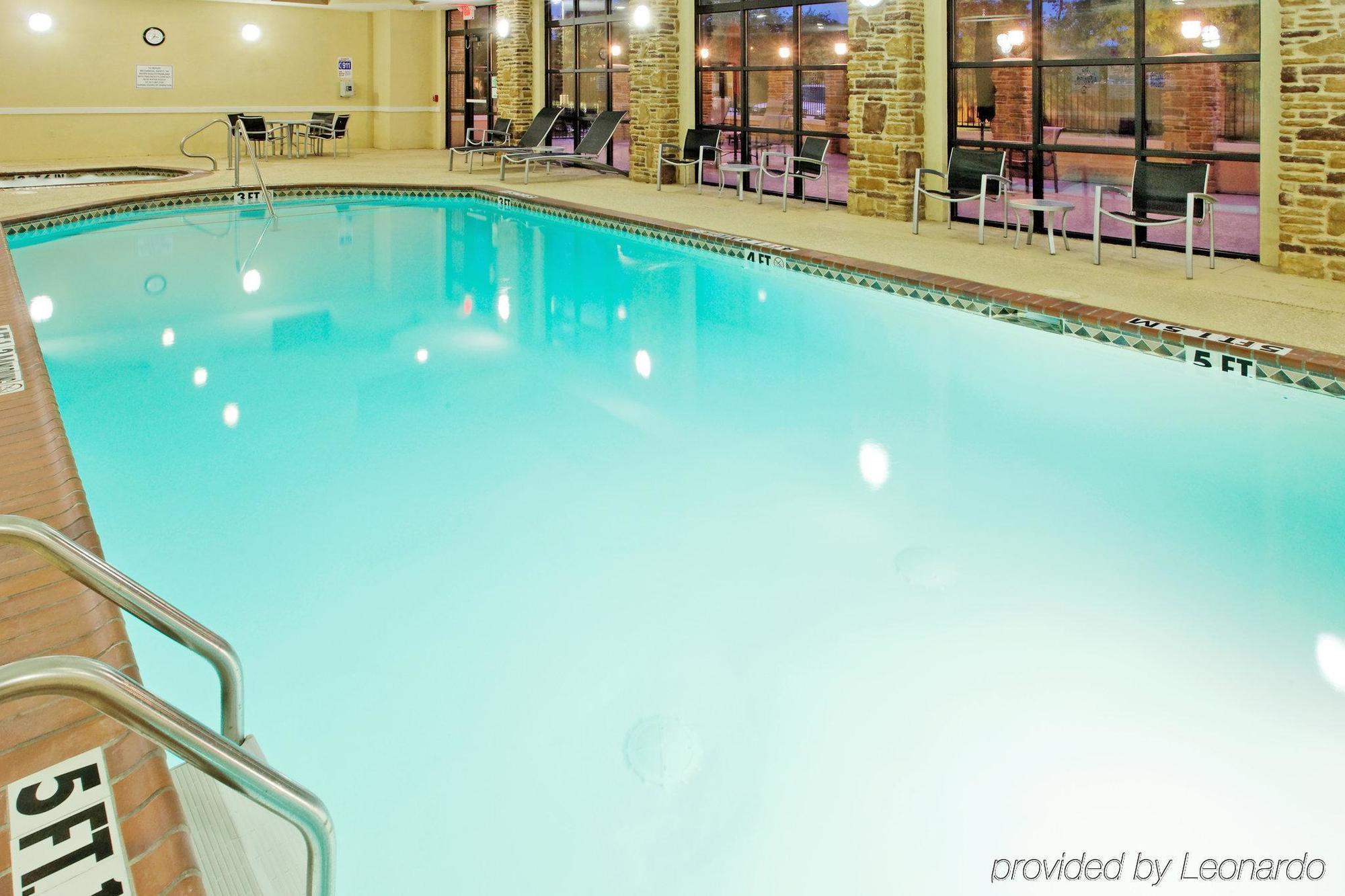 Holiday Inn Arlington Northeast By Ihg Zařízení fotografie